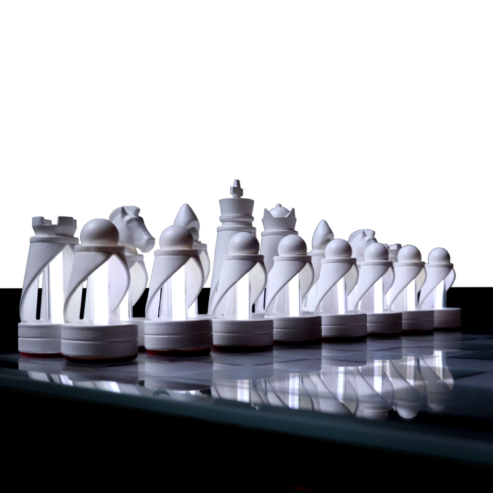 Дизайнерская шахматная доска. Light-Up Chess